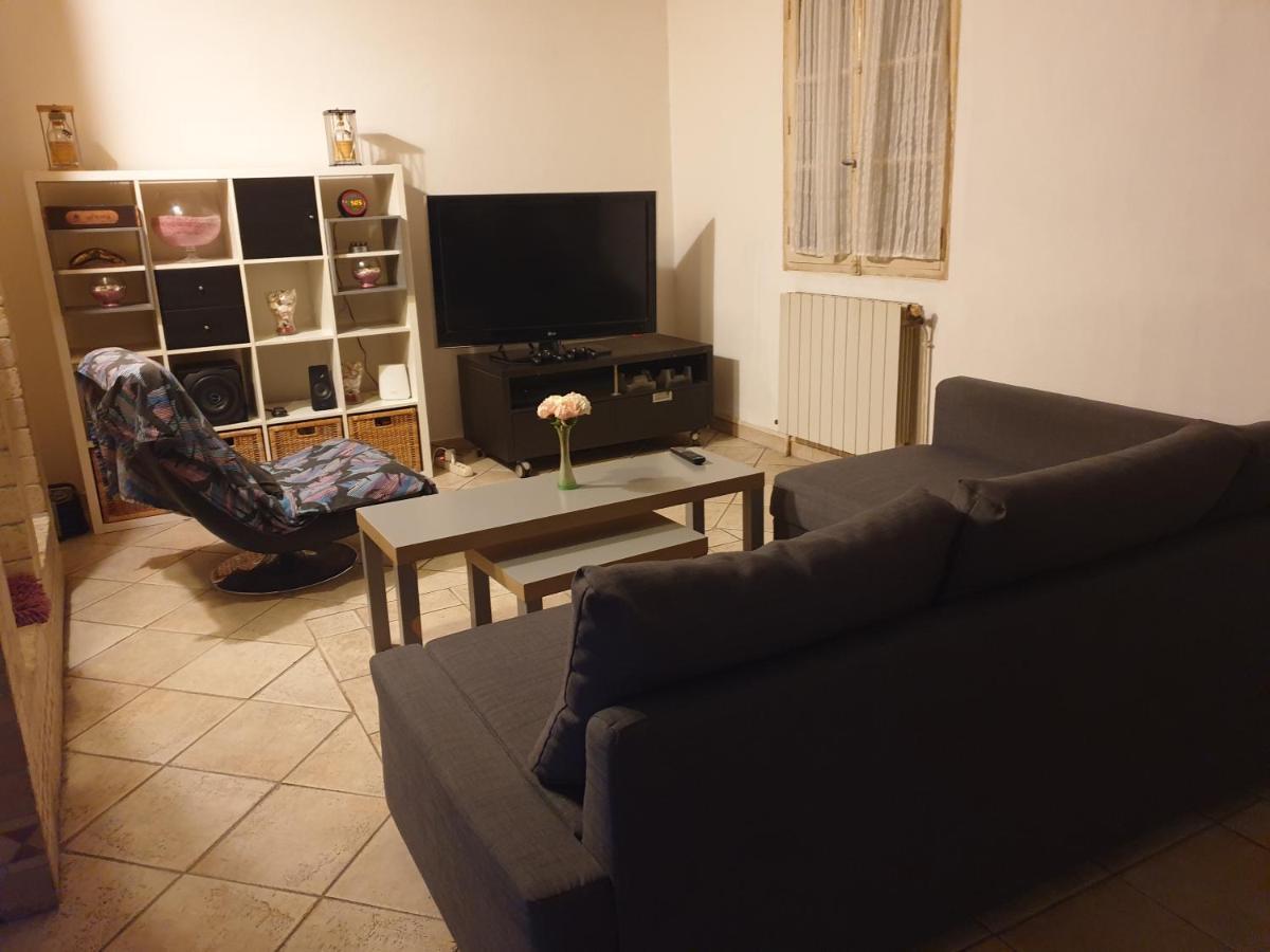 Grande Maison Avec 5 Chambres Et Jardin Avignon Exterior foto