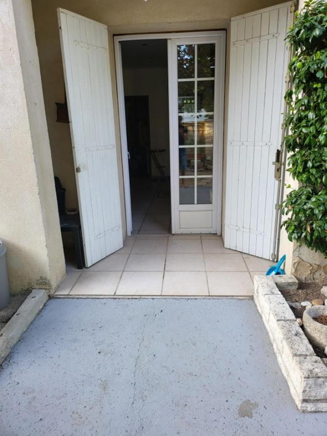 Grande Maison Avec 5 Chambres Et Jardin Avignon Exterior foto